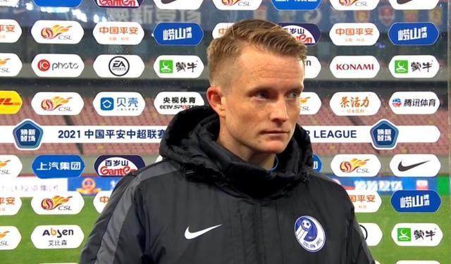 拉尔森回归助阵建奇功 大连人仍缺一锤定音者